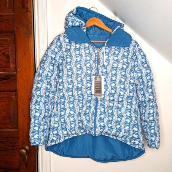 Hill House Jackets & Blazers - HILL HOUSE Edie Reversible Primaloft Puffer in Navy Space Floral NEW Size S